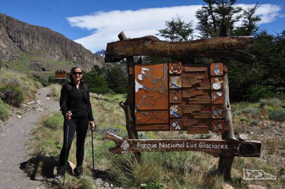 Trilha da Loma del Pliegue Tumbado, rumo ao Parque Nacional Los Glaciares, em El Chaltén, na patagônia argentina